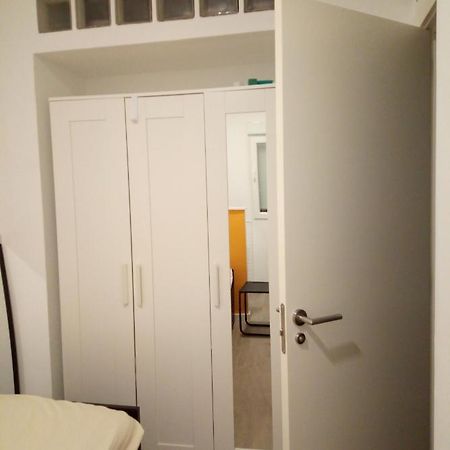 Alquilo Habitacion Individual Con Aseo Privado Solo Chicas, Only Girls Valencia Ngoại thất bức ảnh