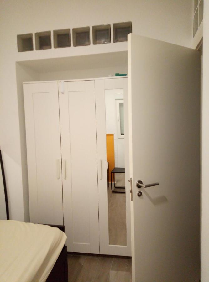 Alquilo Habitacion Individual Con Aseo Privado Solo Chicas, Only Girls Valencia Ngoại thất bức ảnh